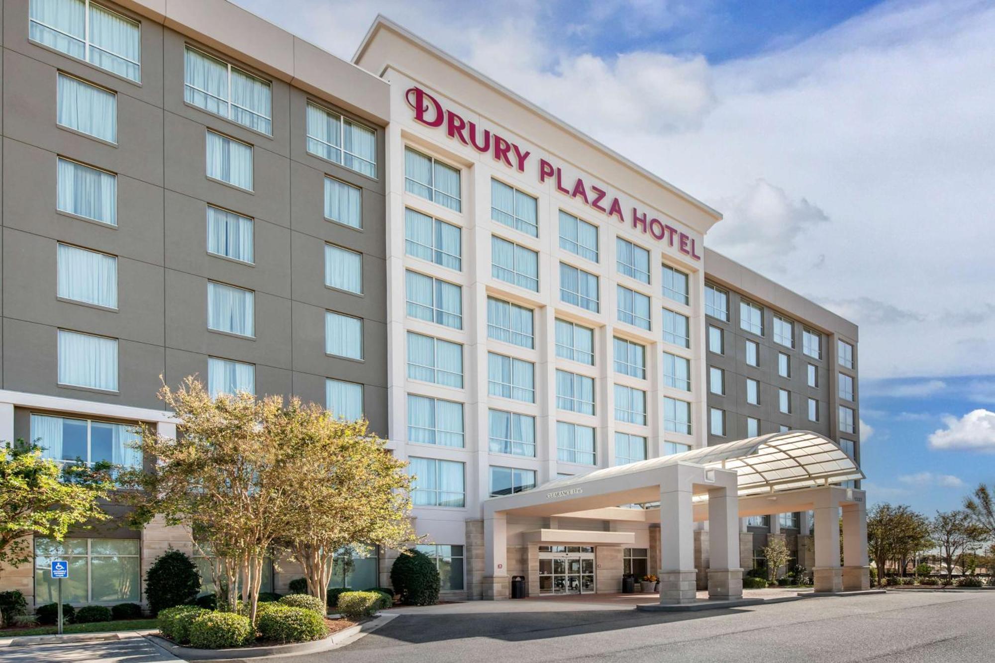 Drury Plaza Hotel Valdosta Bagian luar foto